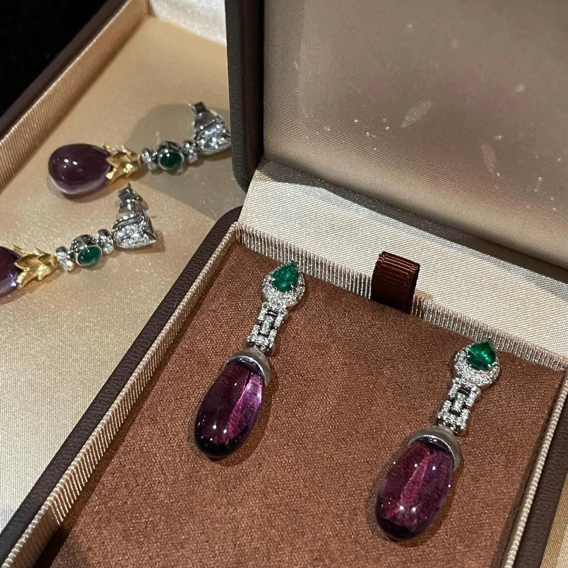Victorian Era Vintage Brilliant Cut Natural Amethyst/Emerald Ear Drop Dangles Court Style Tassel Gemstone Earrings Retro Jewelry